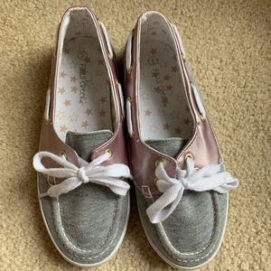 Kids shoes size 2